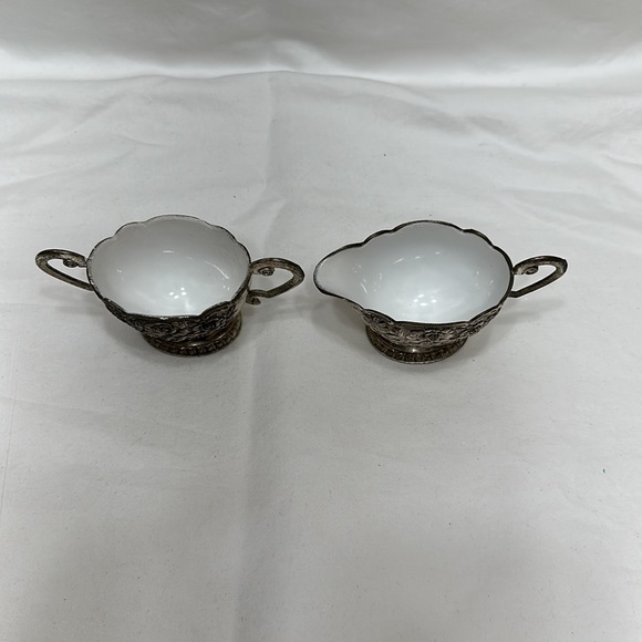 Creamer and sugar set with serving tray - Picture 5 of 9